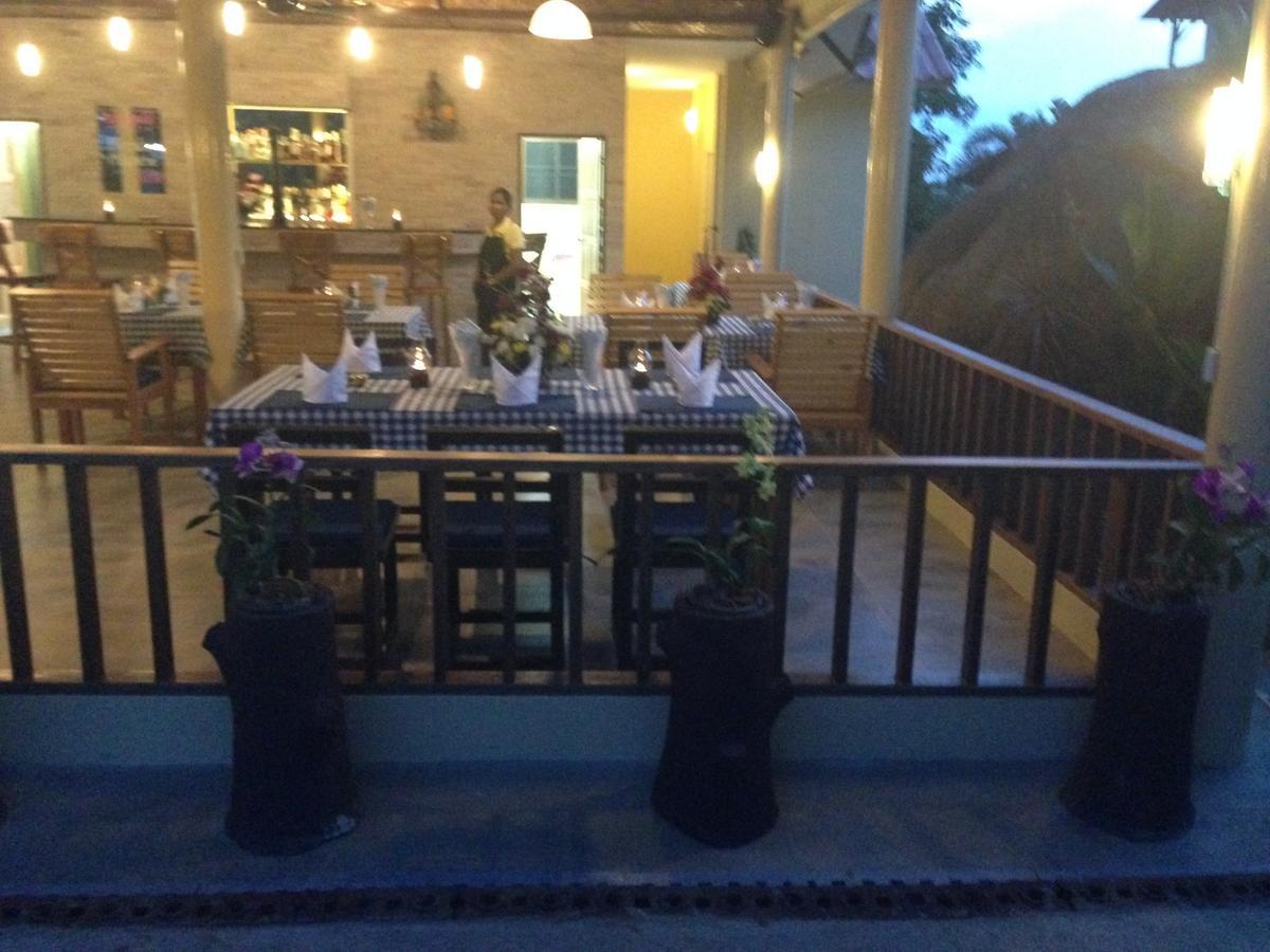 Flower Paradise Bungalows & Swiss Restaurant Roestiland Lamai Beach  Exteriör bild