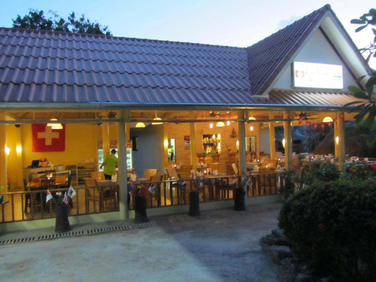 Flower Paradise Bungalows & Swiss Restaurant Roestiland Lamai Beach  Exteriör bild